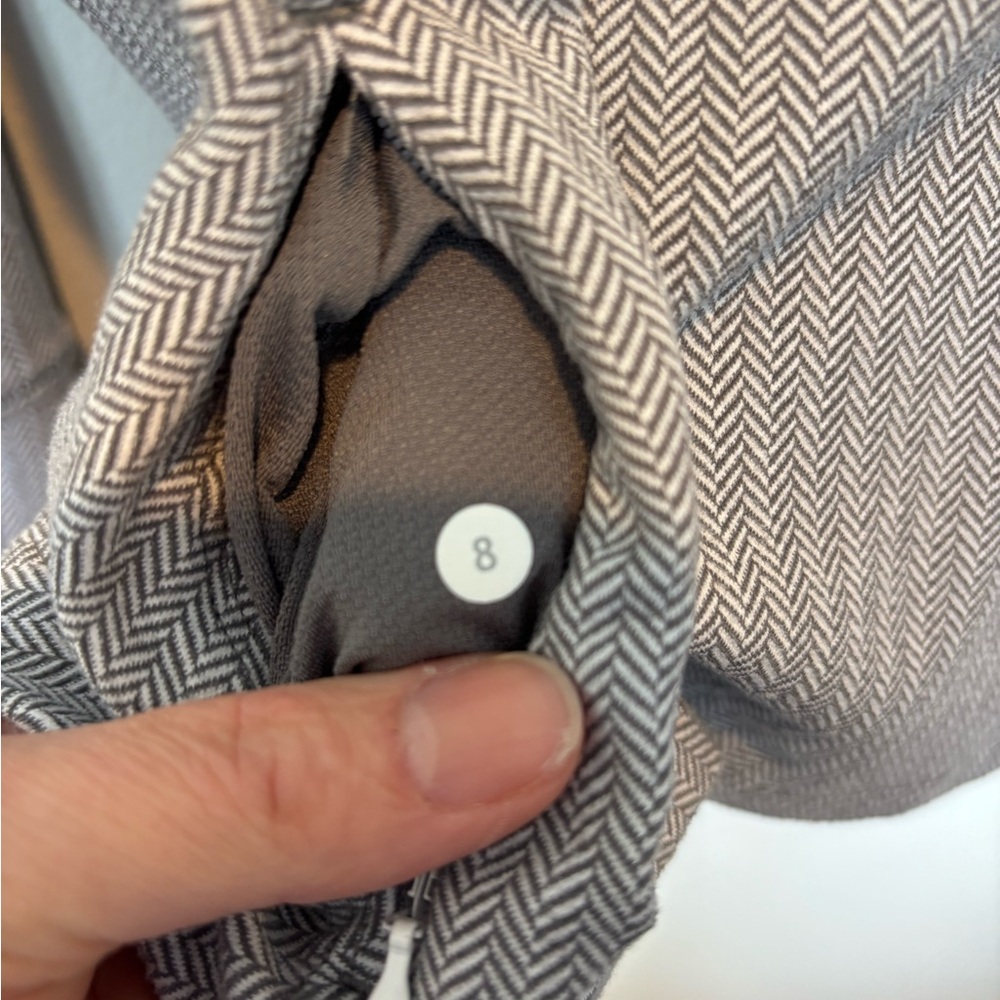lululemon athletica Gray Long Sleeve Top 8 - Picture 6 of 6